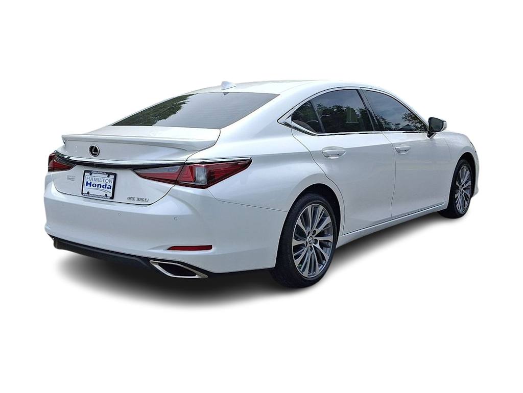 Thumbnail: 2020 Lexus ES - 24