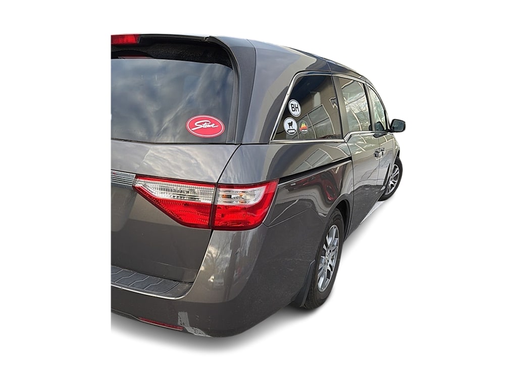 Thumbnail: 2013 Honda Odyssey - 10
