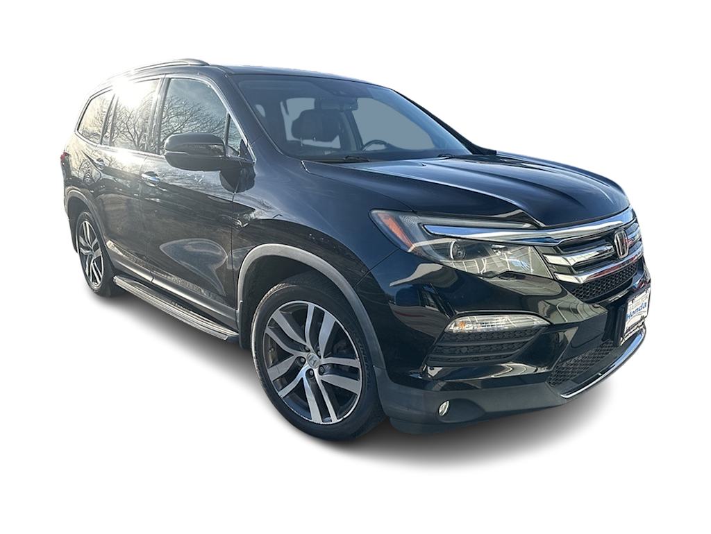 Thumbnail: 2017 Honda Pilot - 10