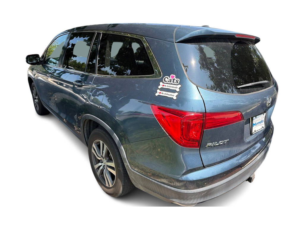 Thumbnail: 2018 Honda Pilot - 3