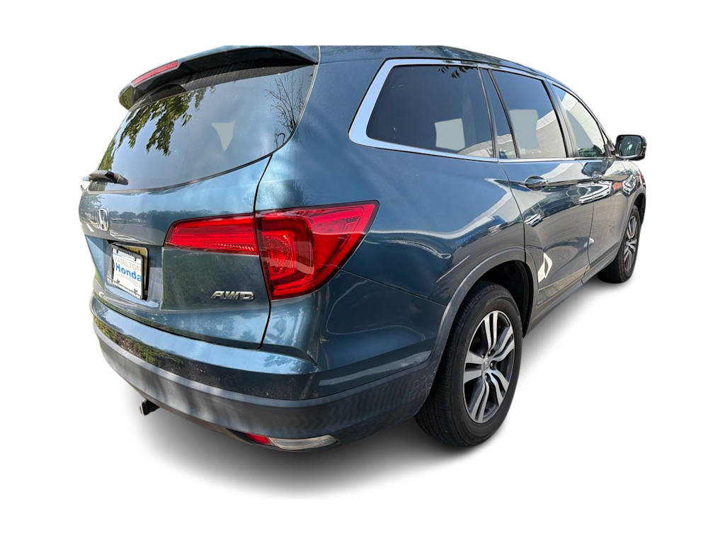 Thumbnail: 2018 Honda Pilot - 15