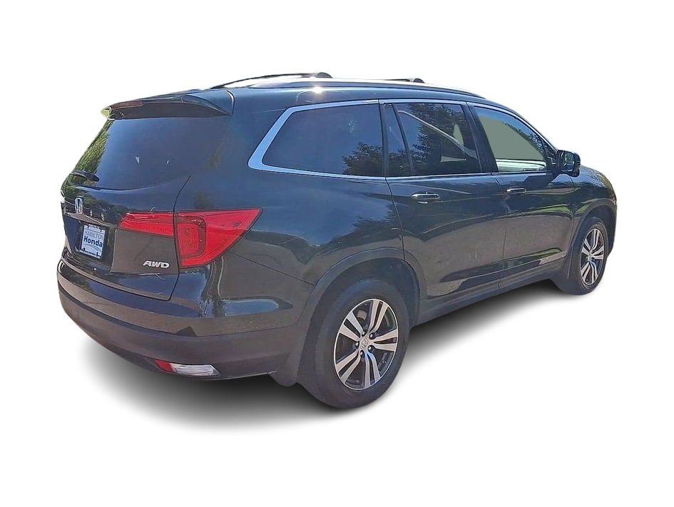 Thumbnail: 2016 Honda Pilot - 15