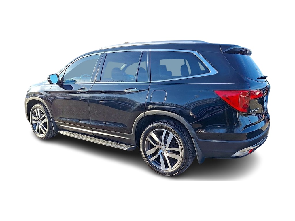 Thumbnail: 2017 Honda Pilot - 4