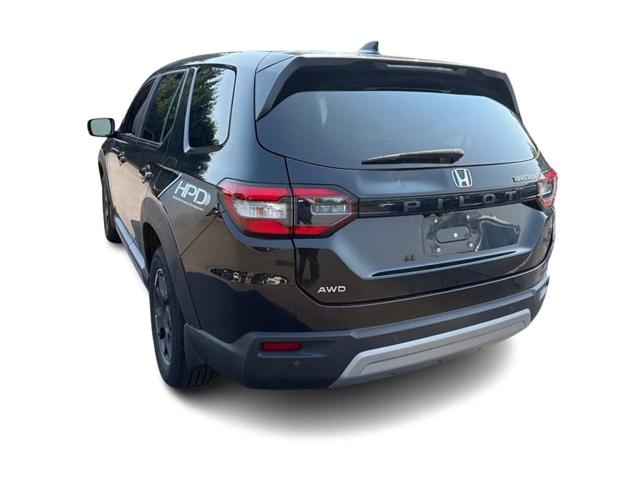 Thumbnail: 2023 Honda Pilot - 4