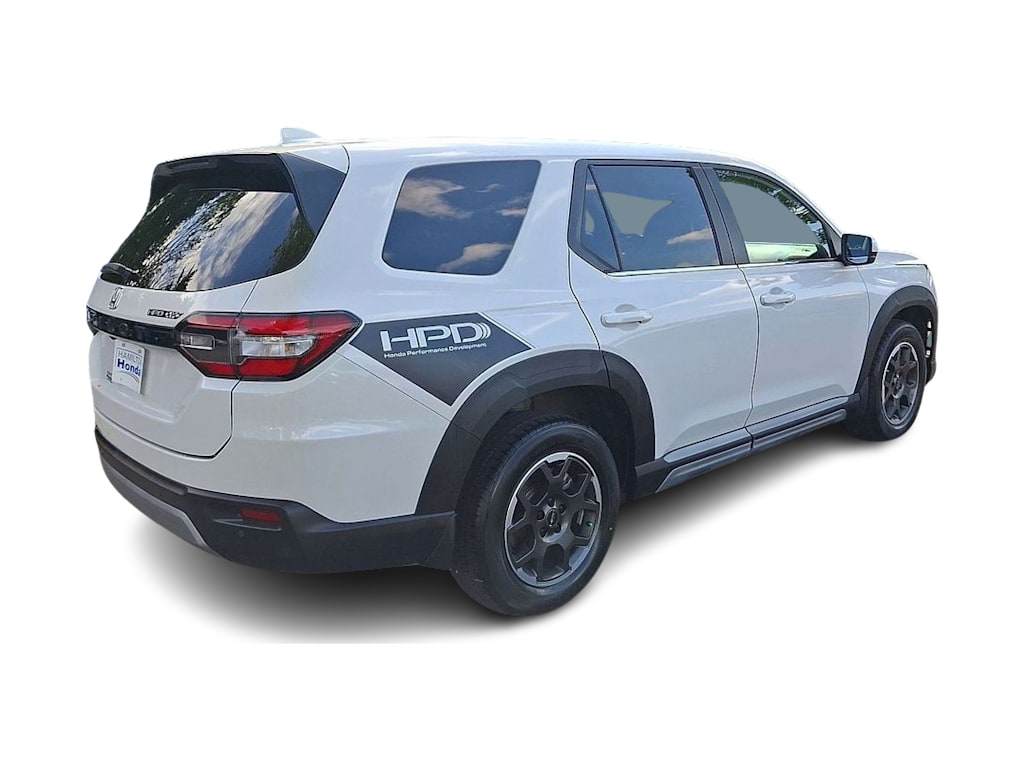 Thumbnail: 2023 Honda Pilot - 15