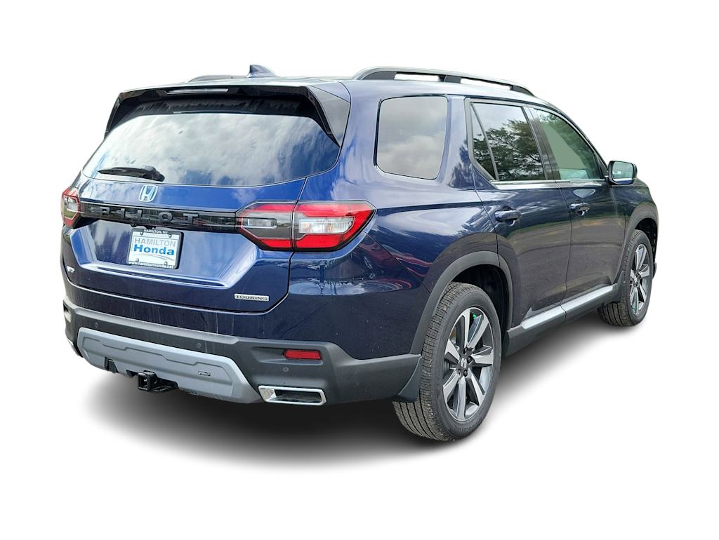 2025 Honda Pilot Touring 18