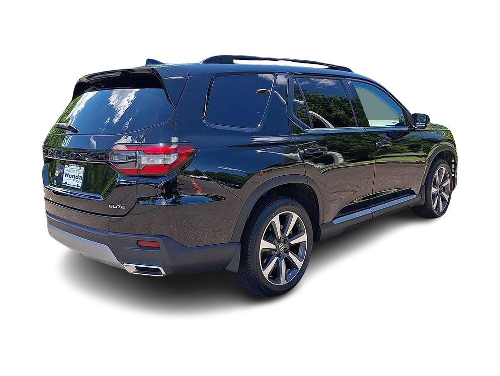 Thumbnail: 2023 Honda Pilot - 16