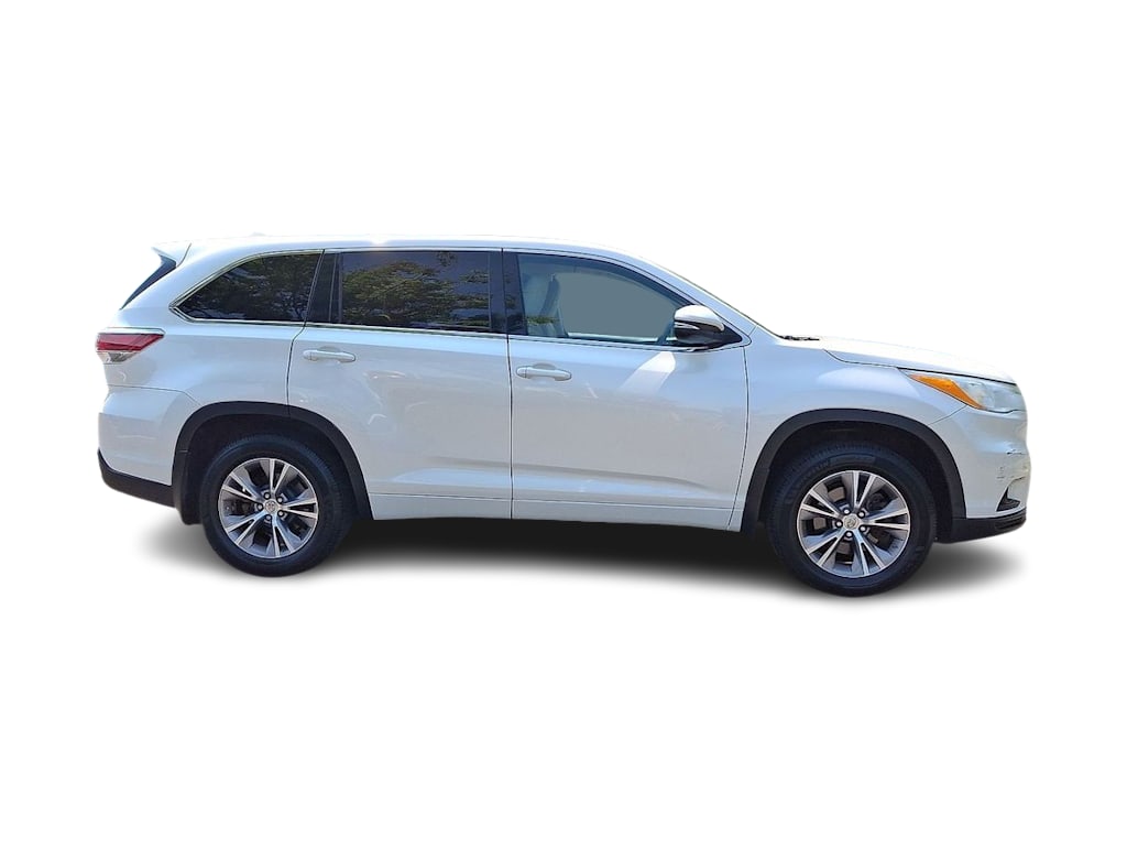 Thumbnail: 2014 Toyota Highlander - 26