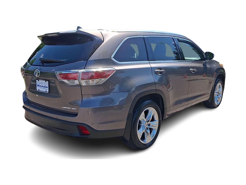 Thumbnail: 2014 Toyota Highlander - 16