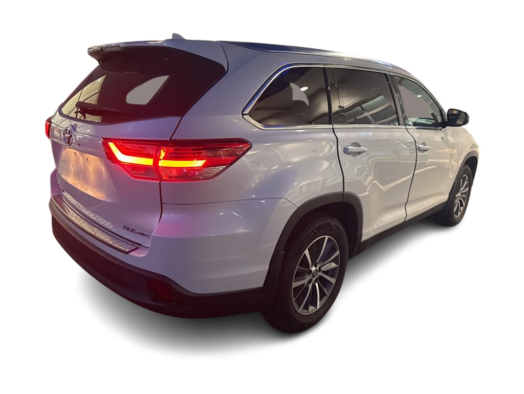 2019 Toyota Highlander XLE 13