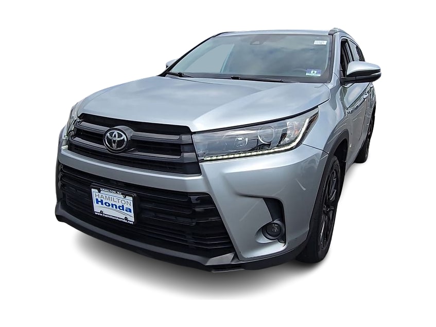 Thumbnail: 2019 Toyota Highlander - 18