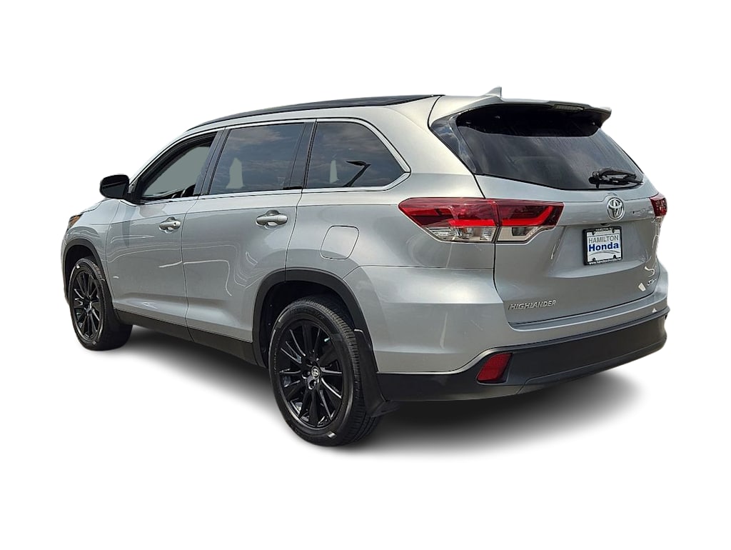 Thumbnail: 2019 Toyota Highlander - 31
