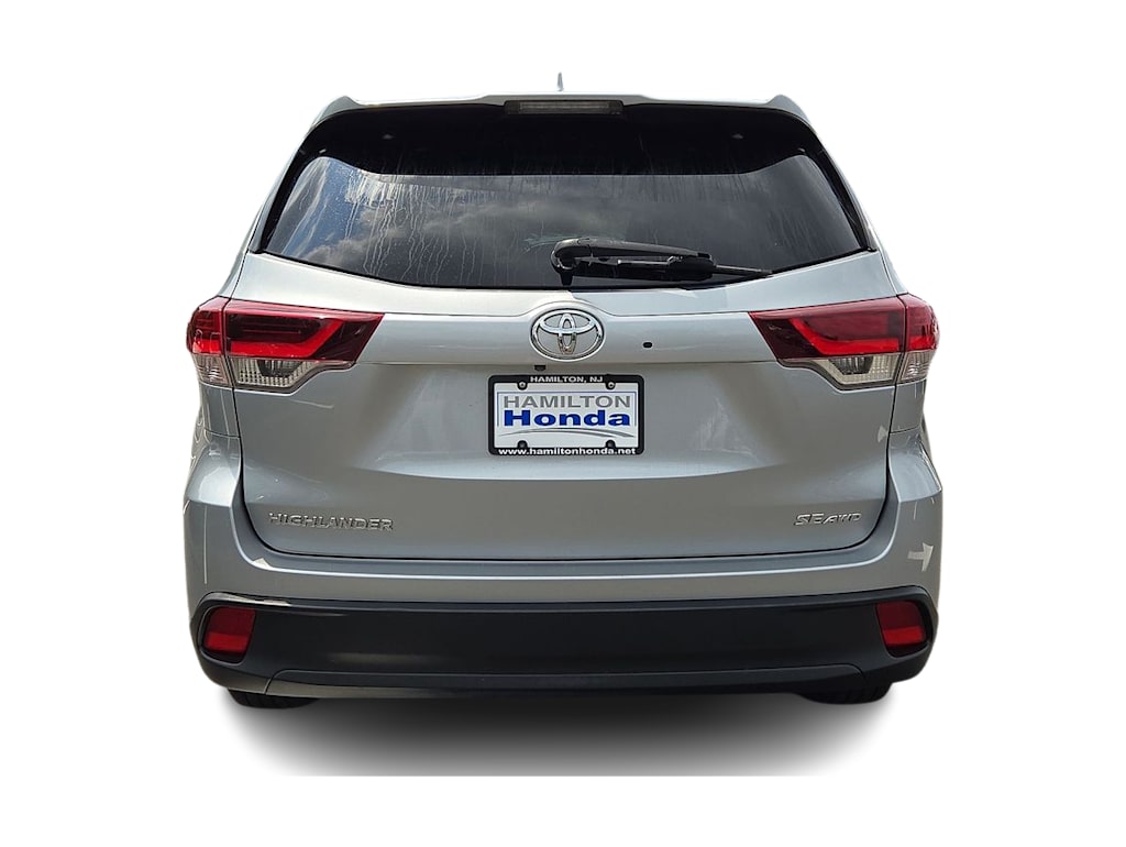 Thumbnail: 2019 Toyota Highlander - 32