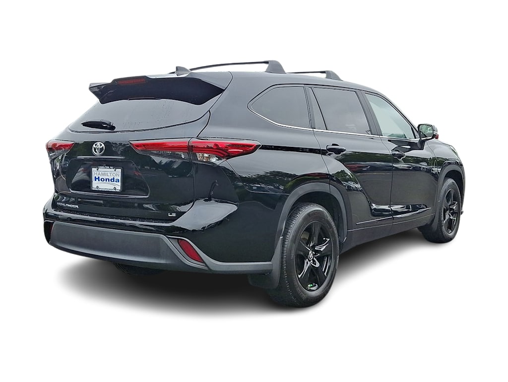 2023 Toyota Highlander LE 25