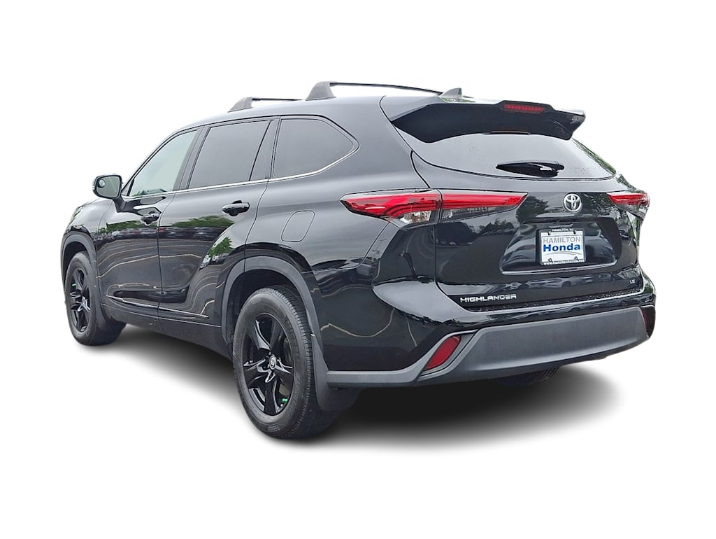 2023 Toyota Highlander LE 23