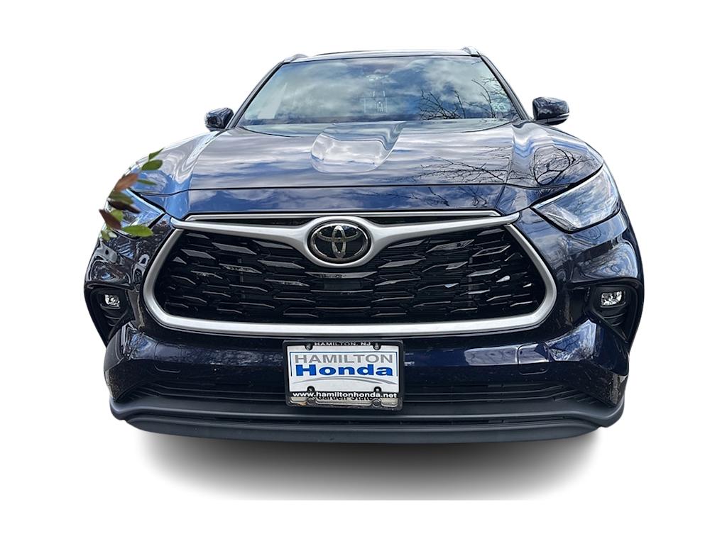 Thumbnail: 2023 Toyota Highlander - 5