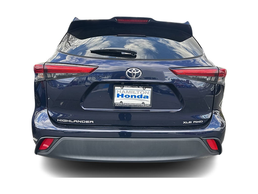 Thumbnail: 2023 Toyota Highlander - 4