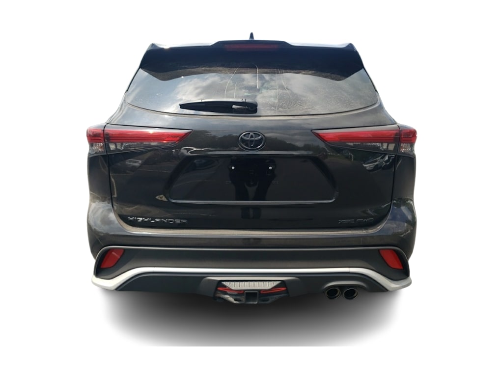 Thumbnail: 2021 Toyota Highlander - 4