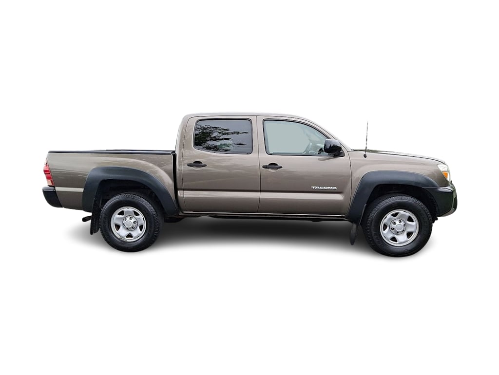 Thumbnail: 2012 Toyota Tacoma - 18