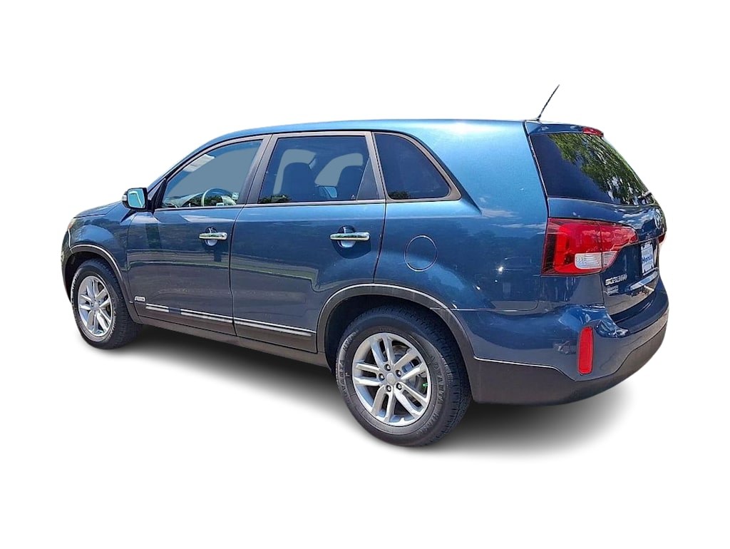 Thumbnail: 2015 Kia Sorento - 4