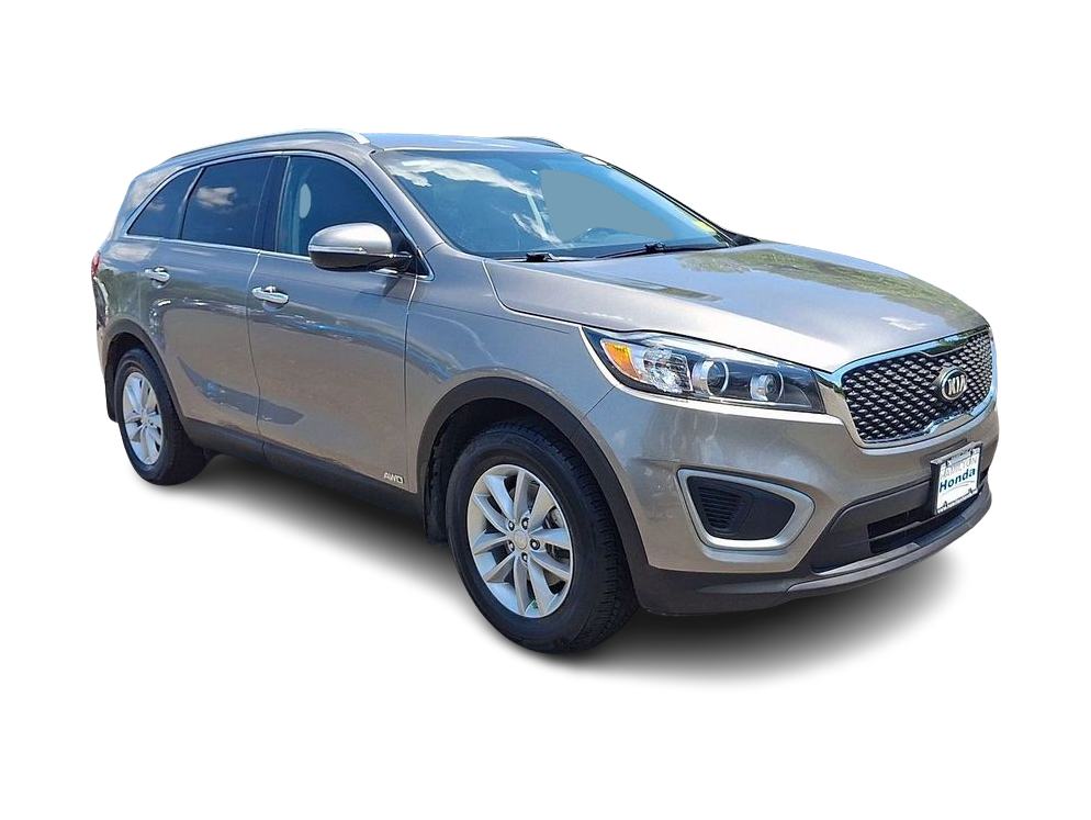 Thumbnail: 2017 Kia Sorento - 14