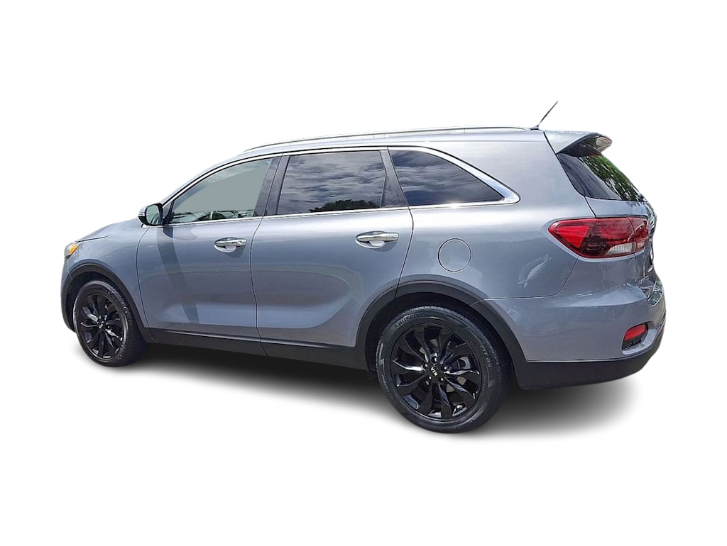 Thumbnail: 2020 Kia Sorento - 4