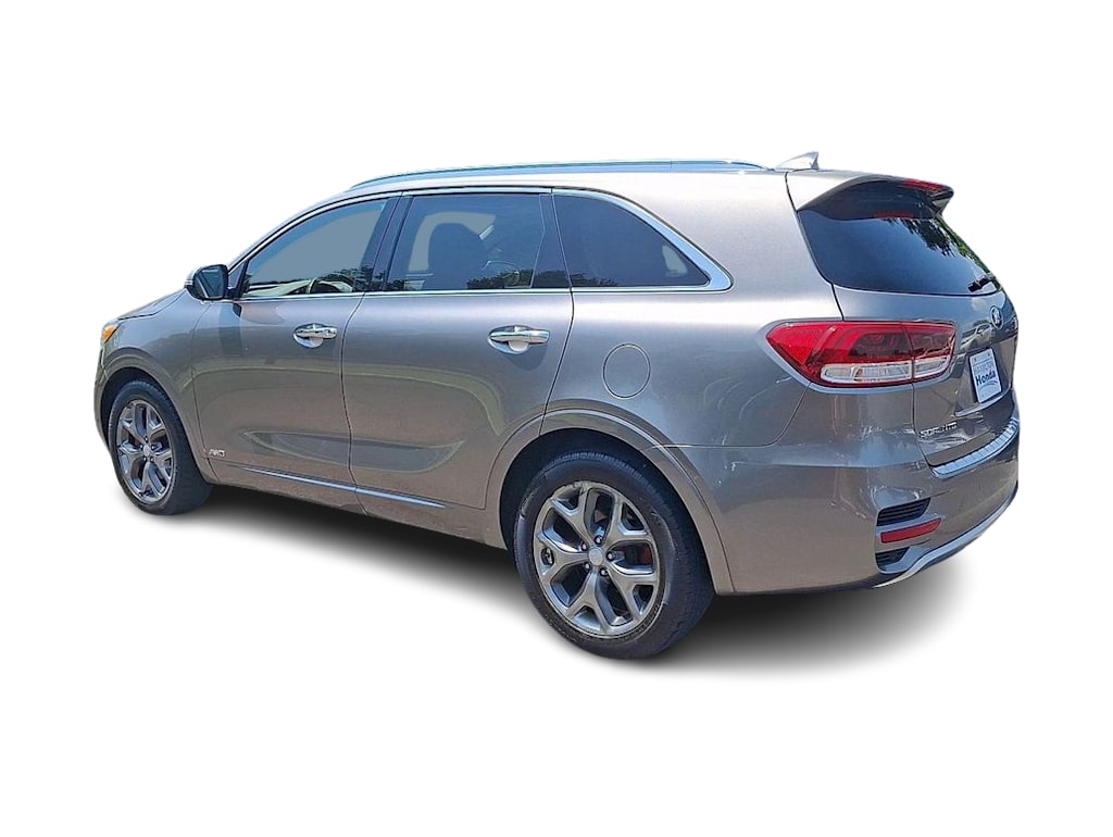 Thumbnail: 2016 Kia Sorento - 4