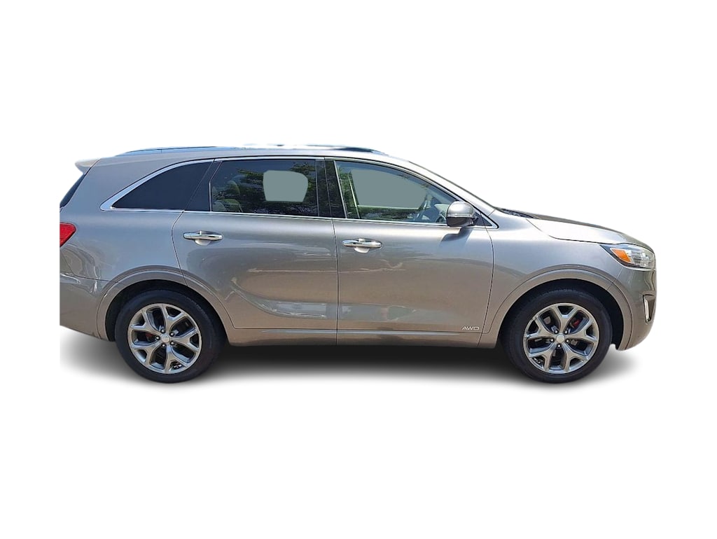 Thumbnail: 2016 Kia Sorento - 17