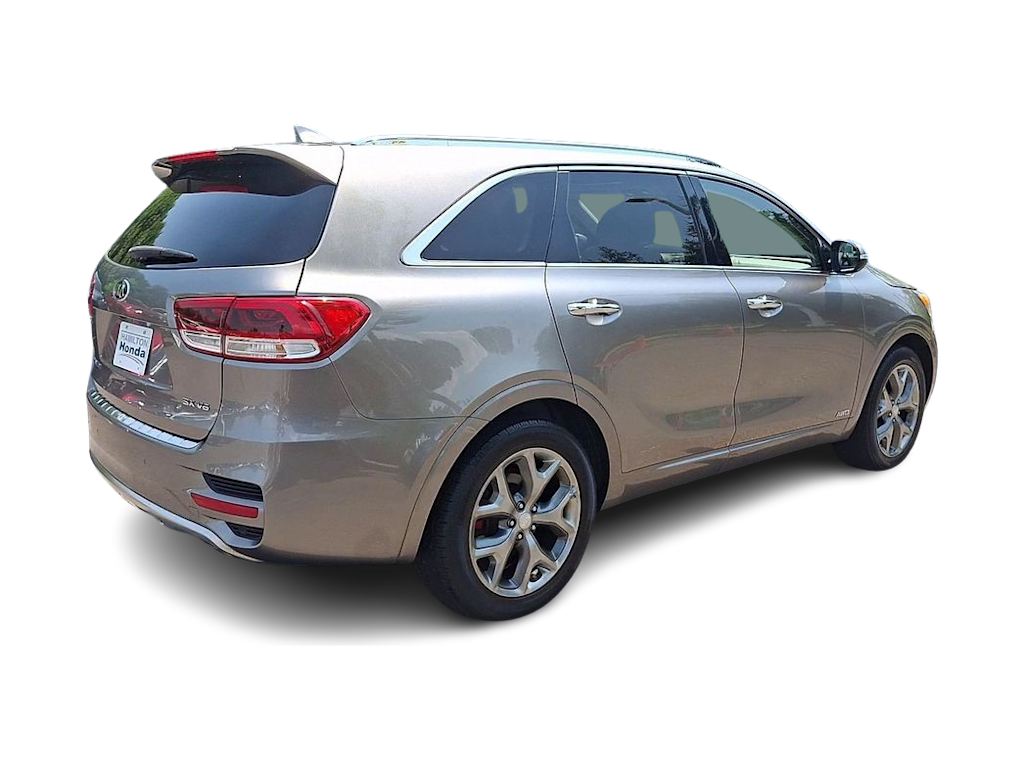 Thumbnail: 2016 Kia Sorento - 16