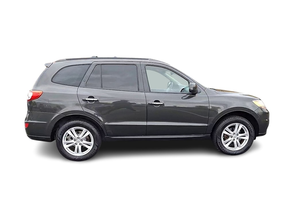 Thumbnail: 2011 Hyundai Santa Fe - 17