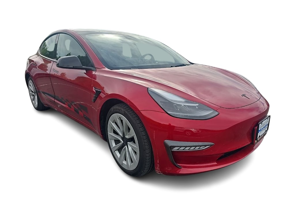 Thumbnail: 2023 Tesla Model 3 - 11