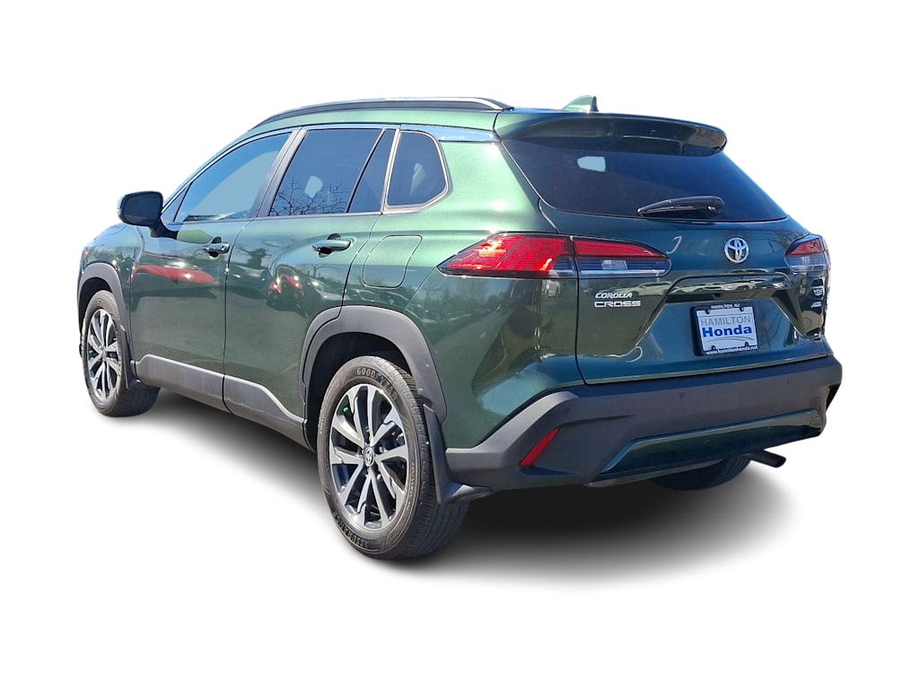 2022 Toyota Corolla Cross XLE 24