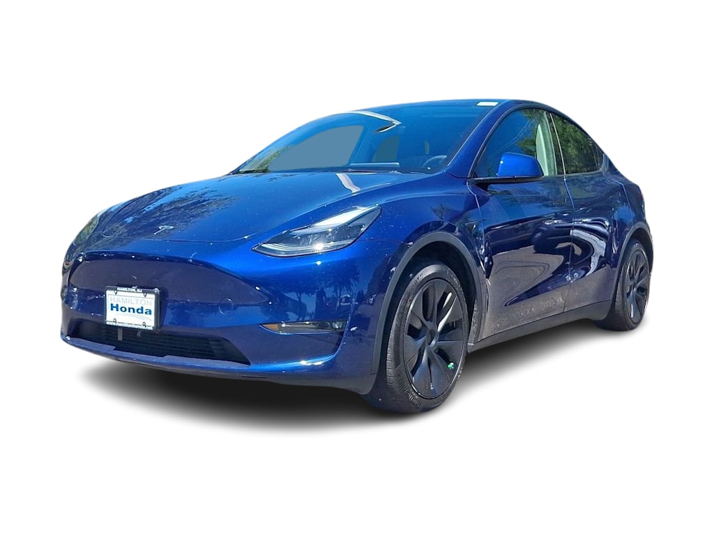 Used 2025 Tesla Model Y Long Range with VIN 7SAYGAEE0SF234641 for sale in Waukesha, WI