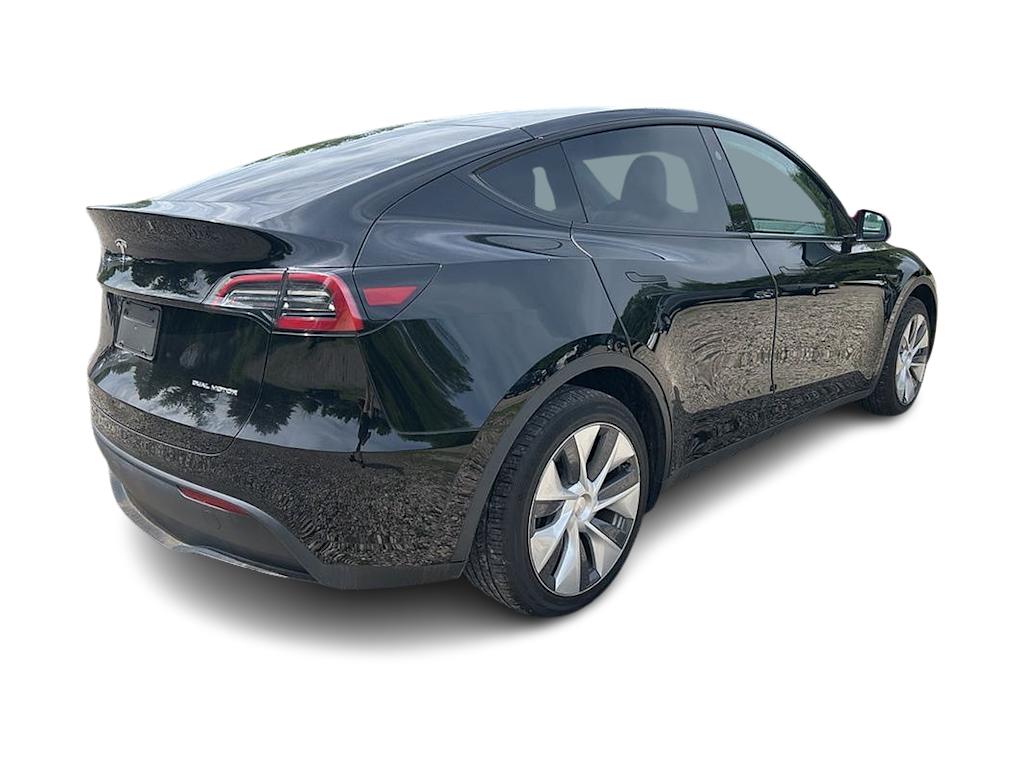 Thumbnail: 2023 Tesla Model Y - 13