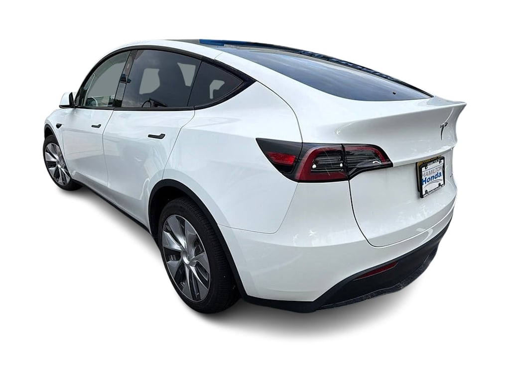 Thumbnail: 2023 Tesla Model Y - 17