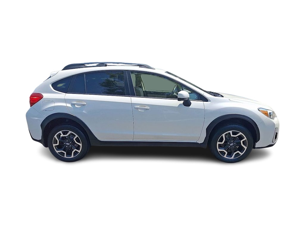 Thumbnail: 2016 Subaru Crosstrek - 17