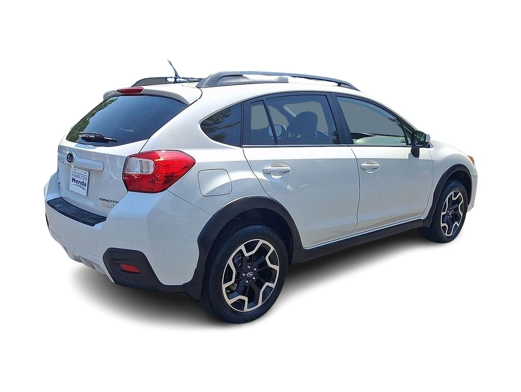 Thumbnail: 2016 Subaru Crosstrek - 16