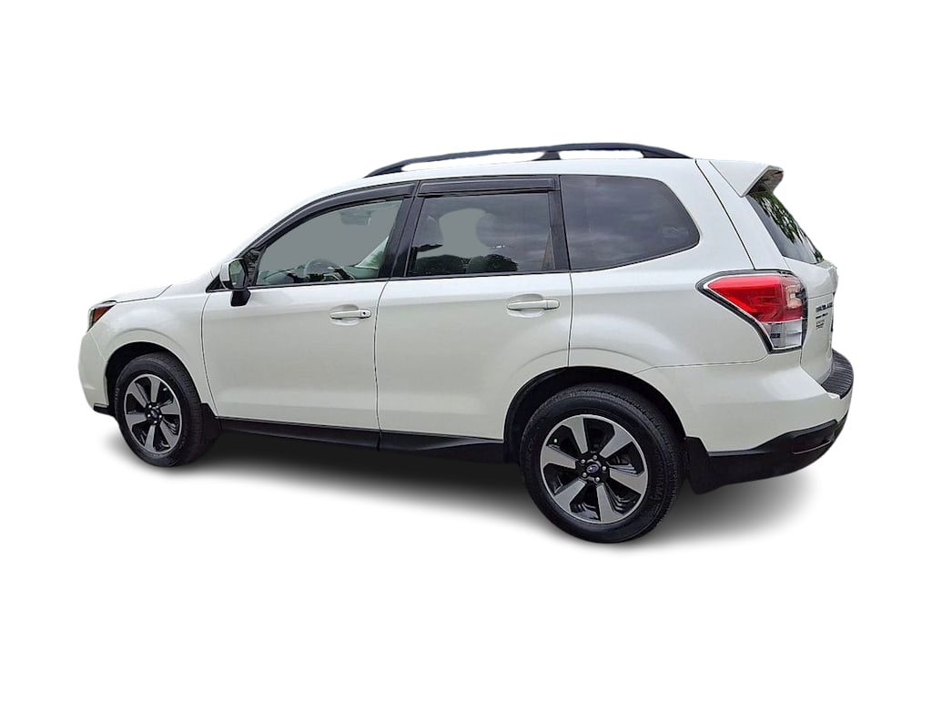 Thumbnail: 2018 Subaru Forester - 15
