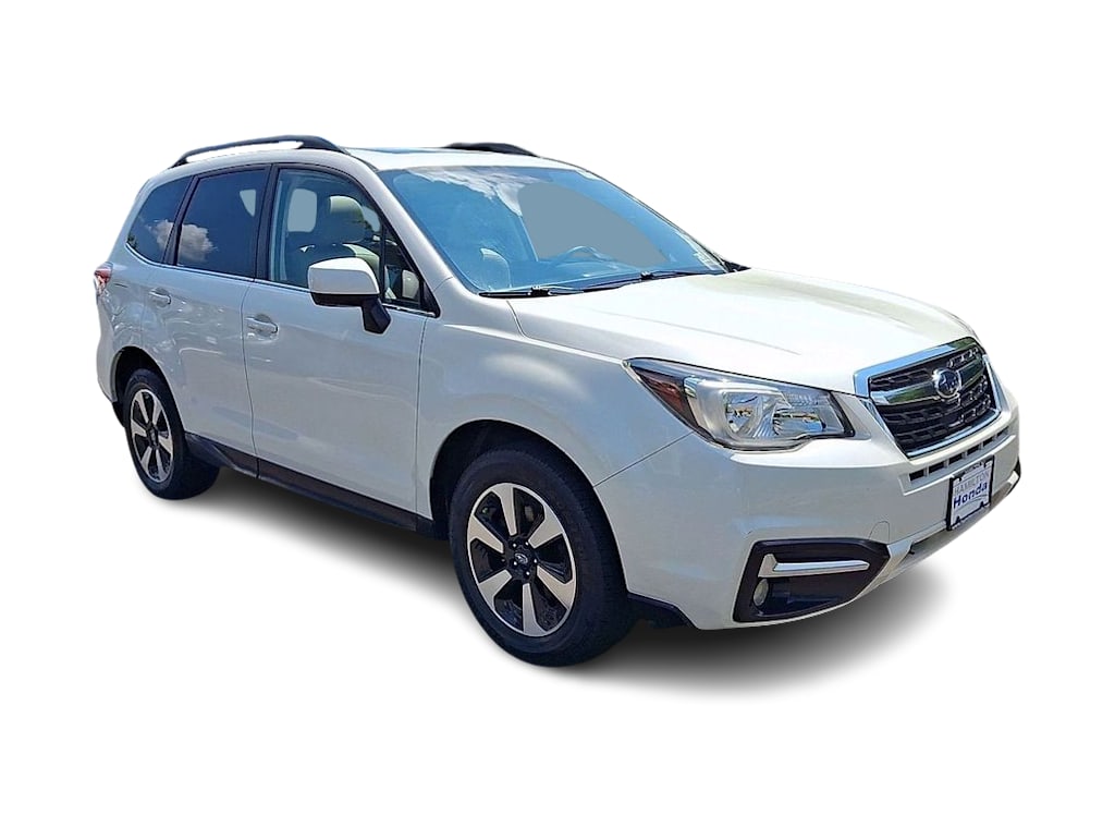Thumbnail: 2017 Subaru Forester - 14