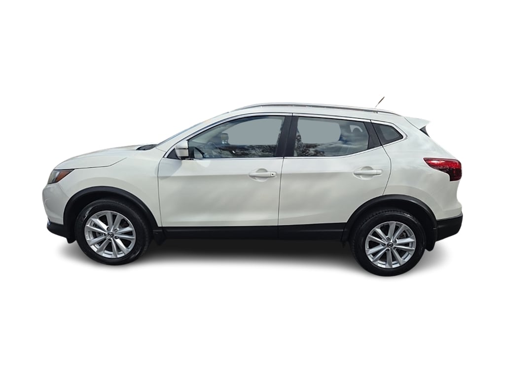 Thumbnail: 2019 Nissan Rogue Sport - 3