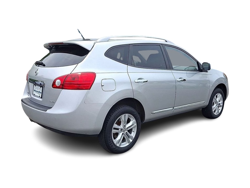 Thumbnail: 2015 Nissan Rogue - 16