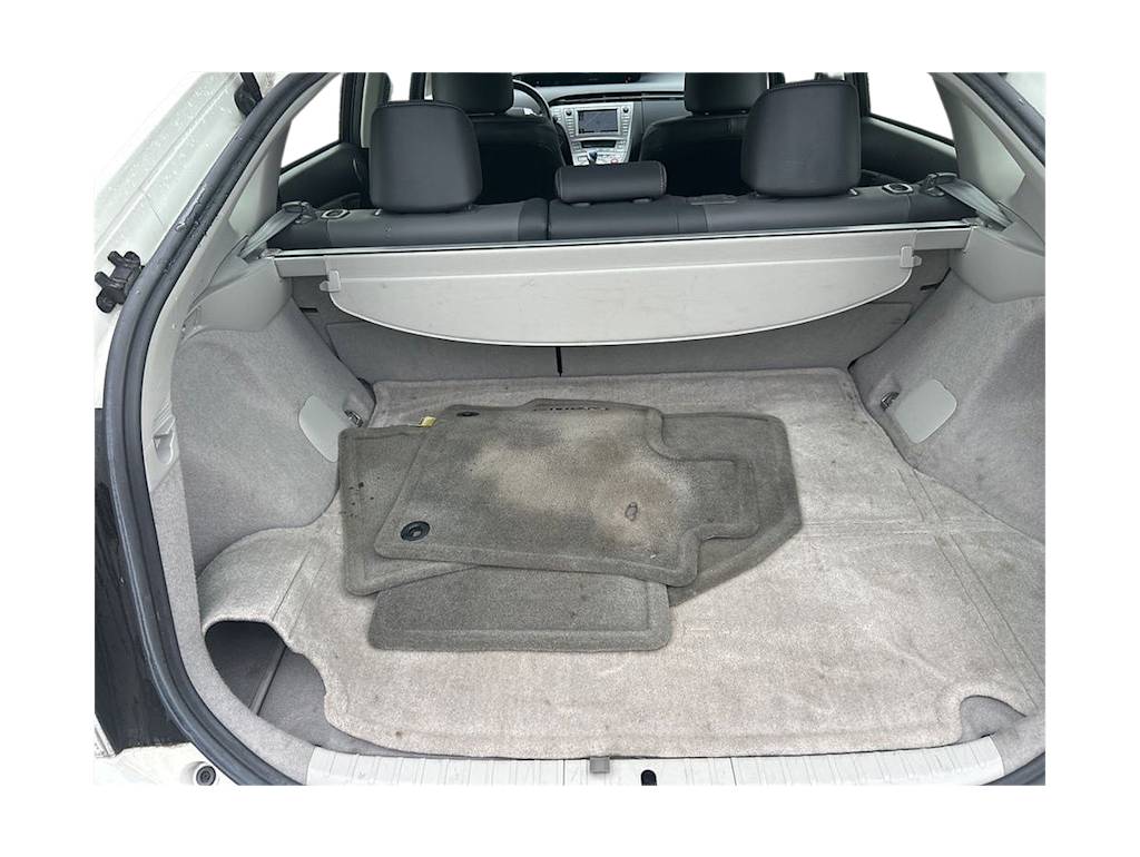Thumbnail: 2013 Toyota Prius - 10