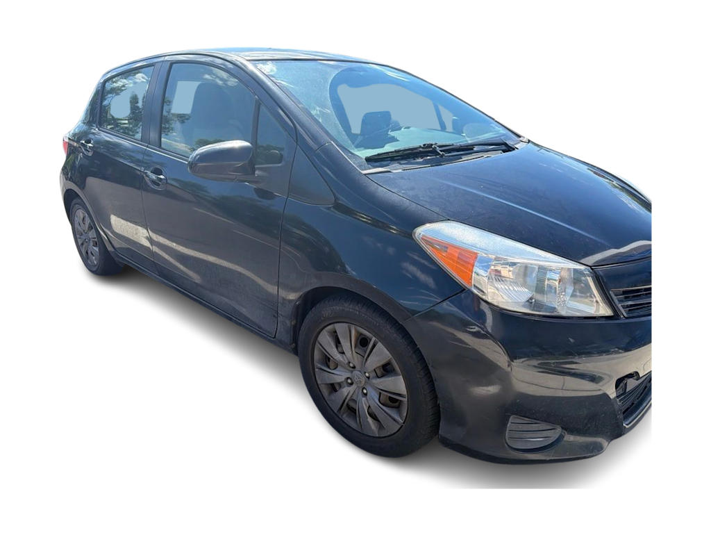 Thumbnail: 2013 Toyota Yaris - 11