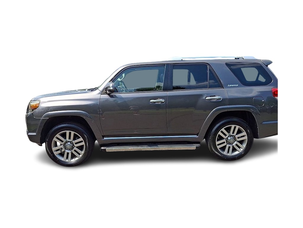 Thumbnail: 2011 Toyota 4Runner - 3