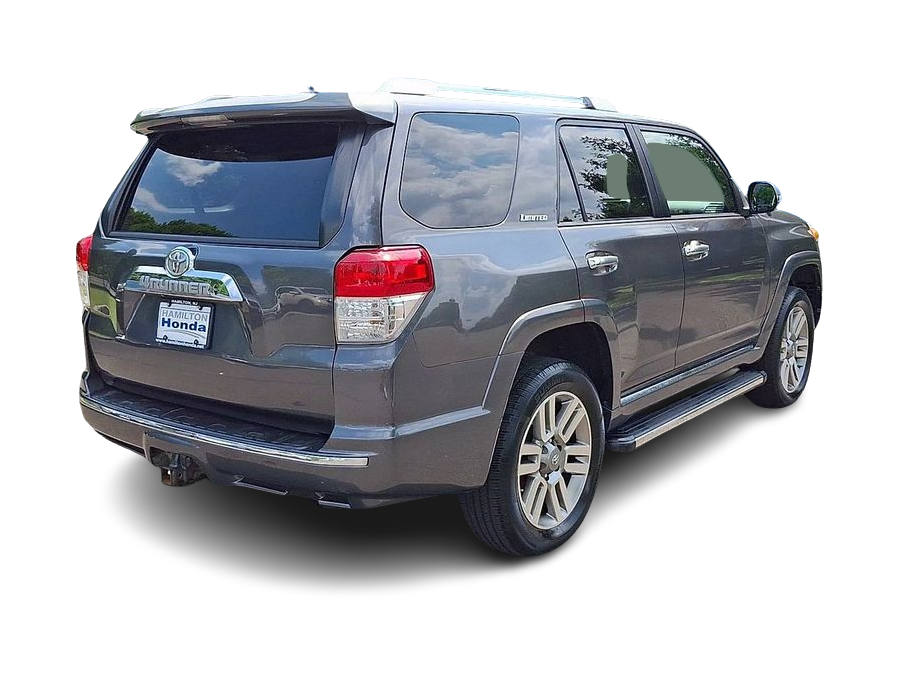 Thumbnail: 2011 Toyota 4Runner - 16
