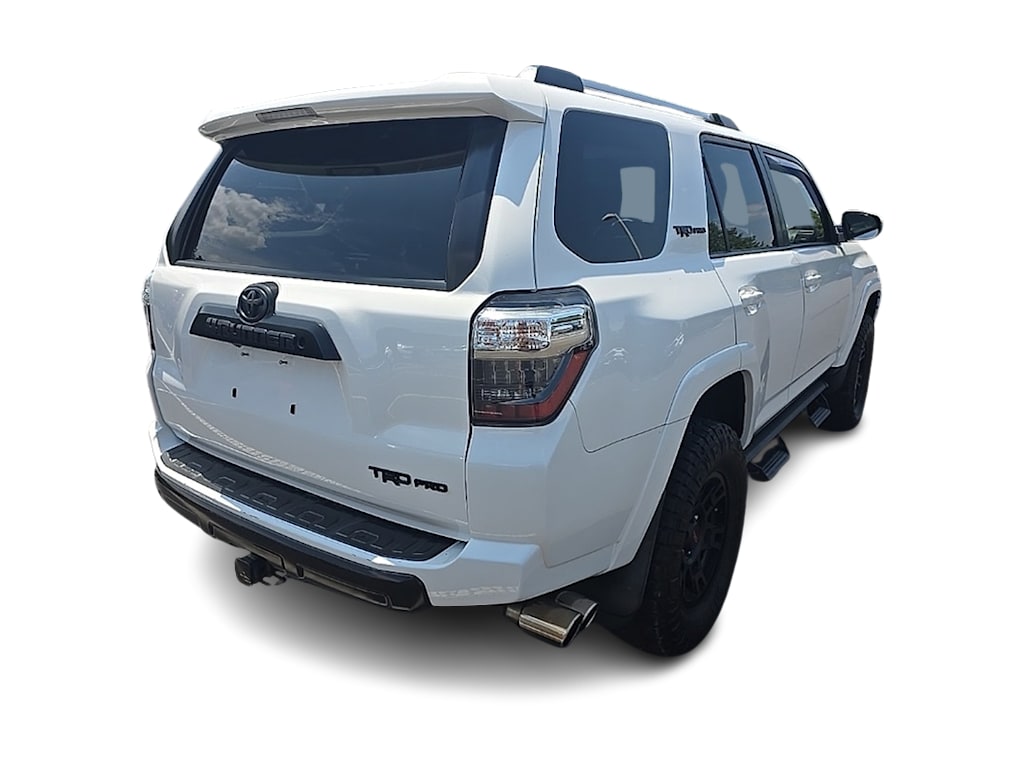Thumbnail: 2018 Toyota 4Runner - 11