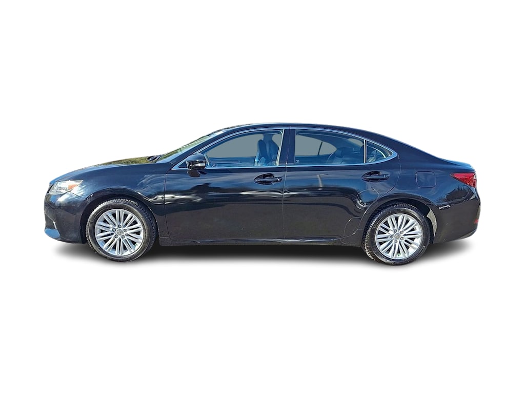 Thumbnail: 2014 Lexus ES - 3