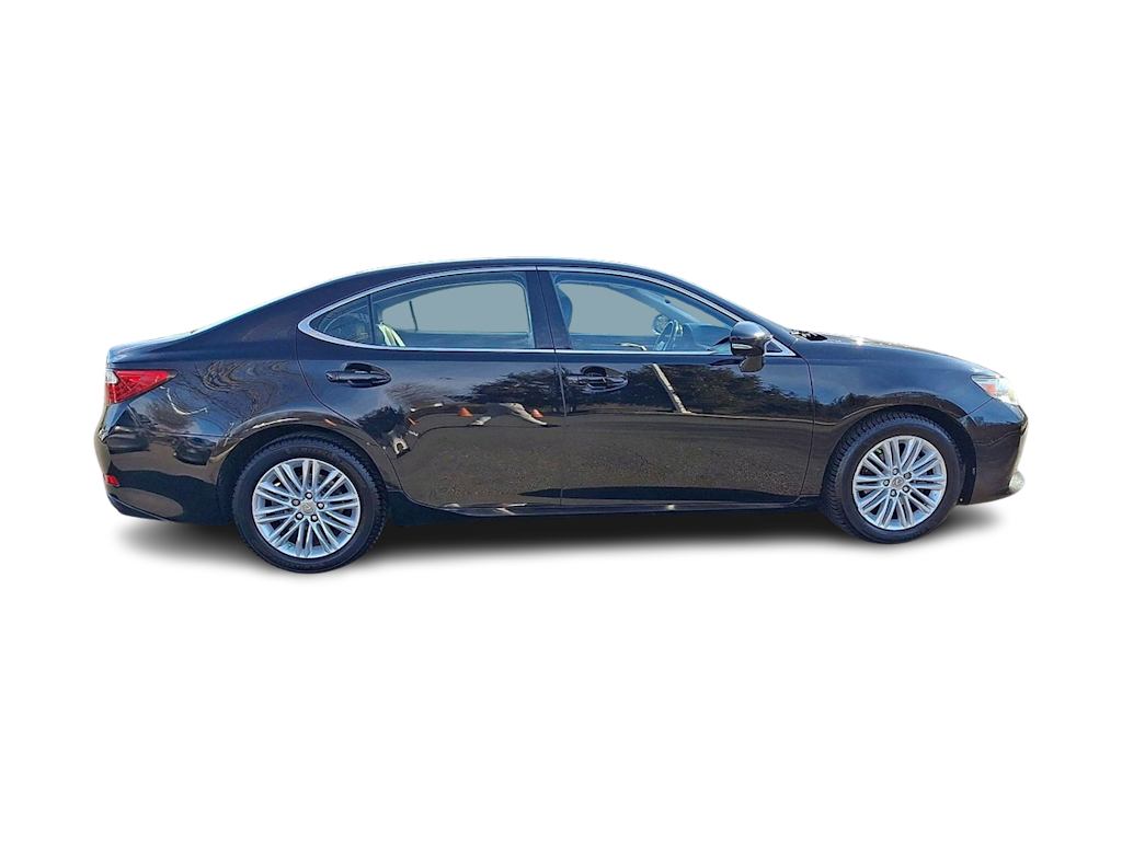 Thumbnail: 2014 Lexus ES - 17