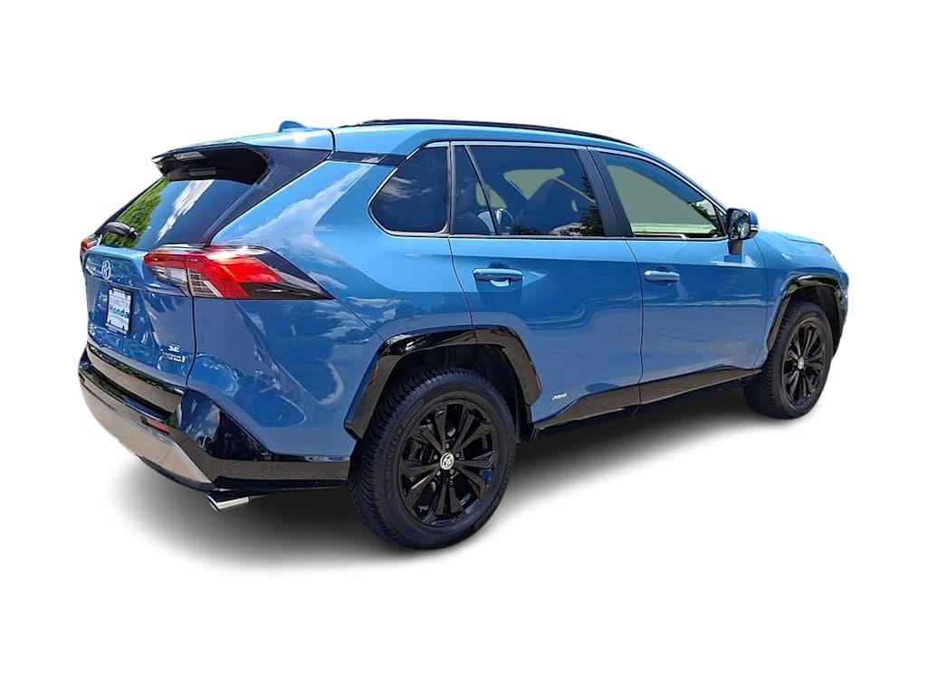 Thumbnail: 2022 Toyota RAV4 - 15