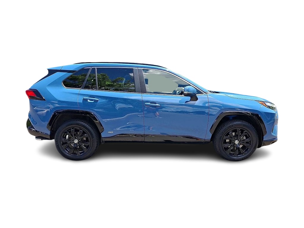 Thumbnail: 2022 Toyota RAV4 - 16